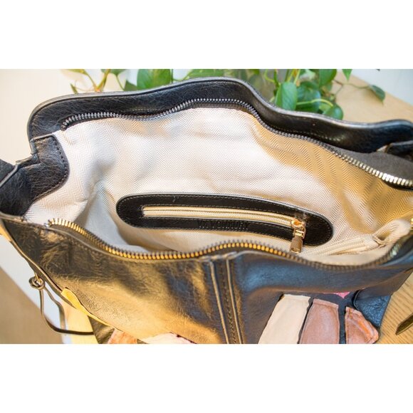 Faux Leather Handbag – Hand-Sewn Patchwork Design | Revitalized, Reinvented. - Picture 8 of 9